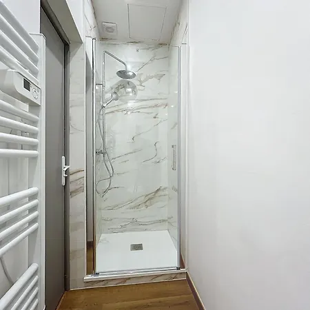 Le Petit Sud - Appartement Proche Des Halles - Wifi Narbonne Exterior photo